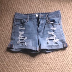 Cute Jean shorts🌨